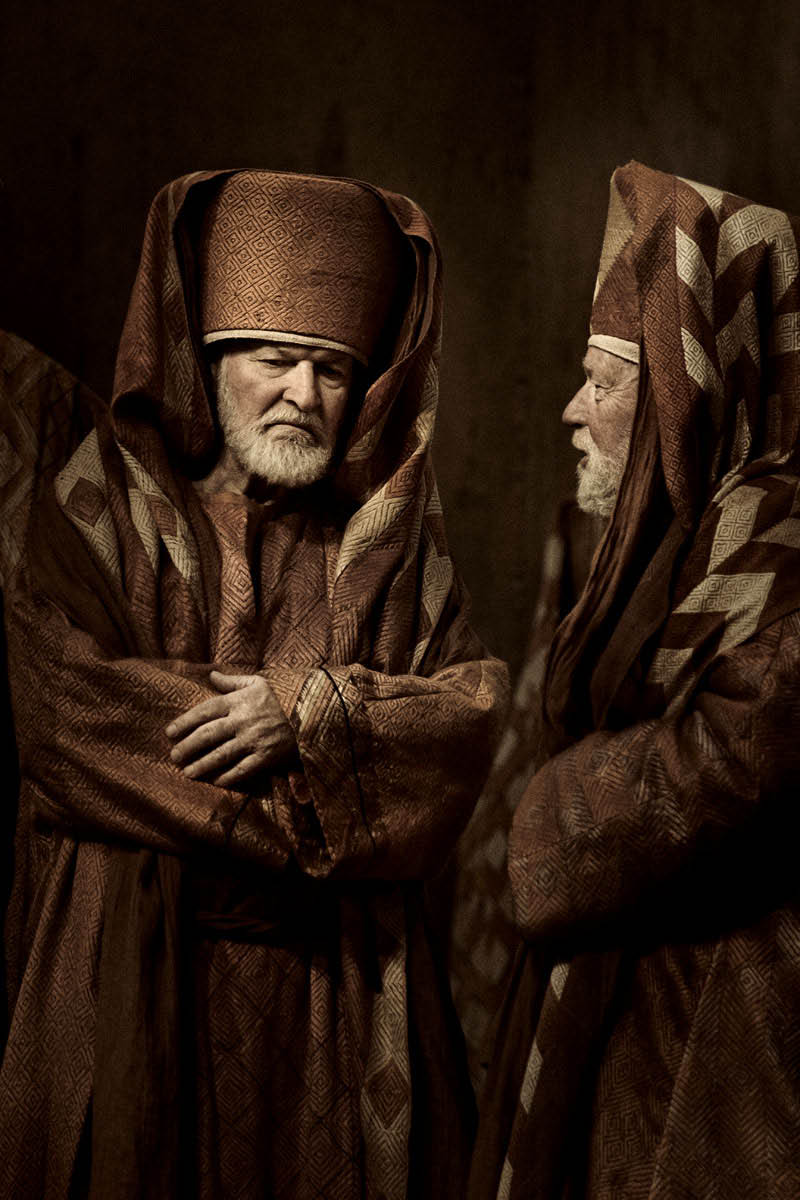 17 DARIABAS AND AMIEL (HIGH PRIESTS)