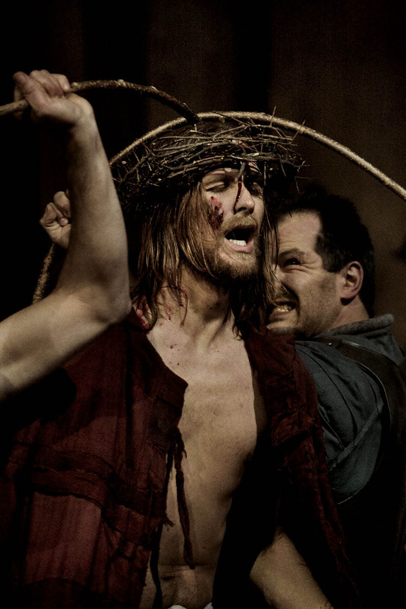 36 JESUS, BRUTUS