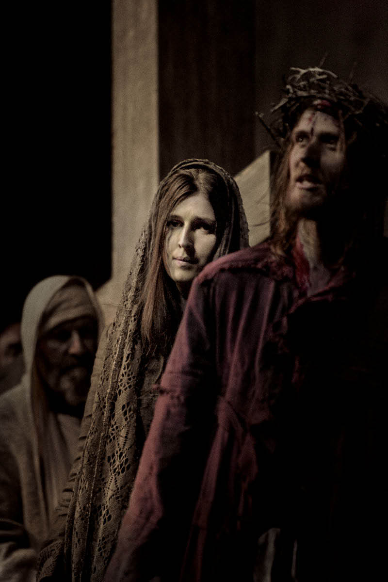 42 SIMON OF CYRENE, VERONICA, JESUS