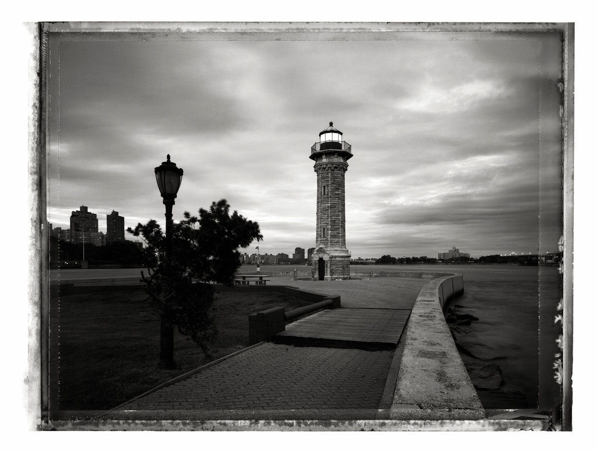ROOSEVELT ISLAND LIGHTHOUSE PARK