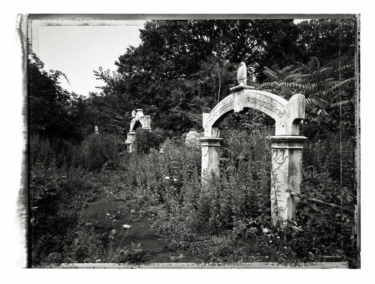 MOKOM SHOLOM CEMETERY