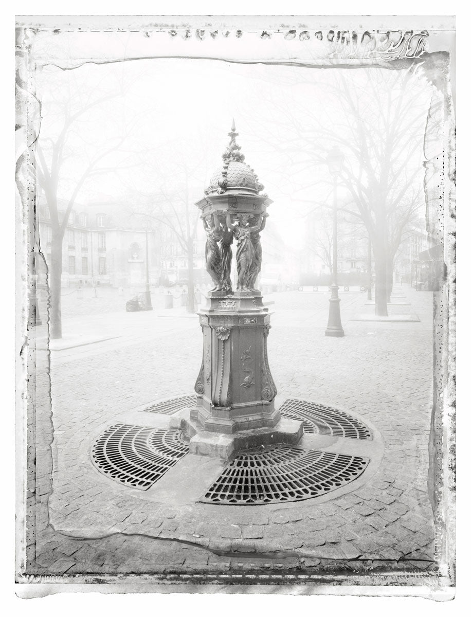 Wallace Fountain, Place Saint-Germain-des-Prés.jpg