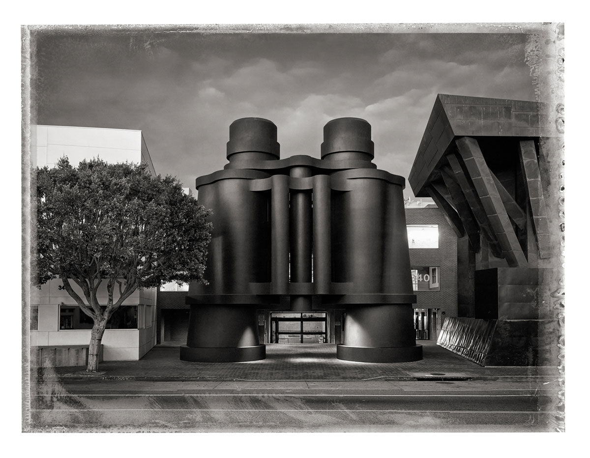 CHIAT DAY BUILDING